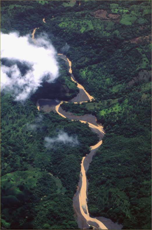 Rio Barranca. Valle Central. Costa Rica © Felix Grande Bagazgoitia